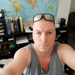 Meet your Posher, Robert